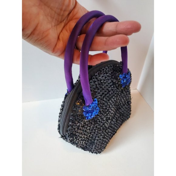 Vintage black sequin bag by La Regale - Picture 5 of 8